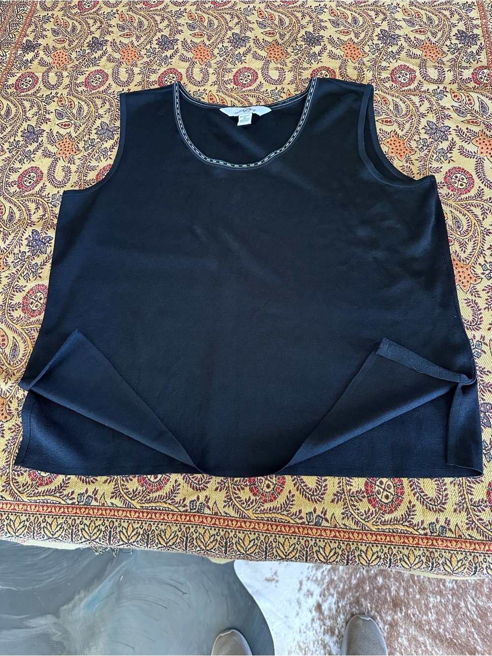 Ming Wang Black Sleeveless Knit Tank with Trim